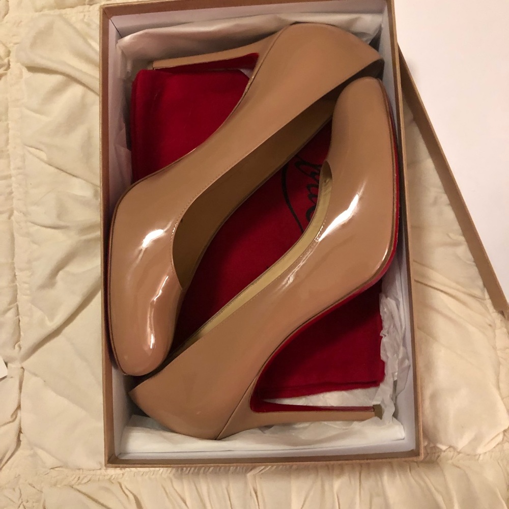 Louboutin Simple Pump